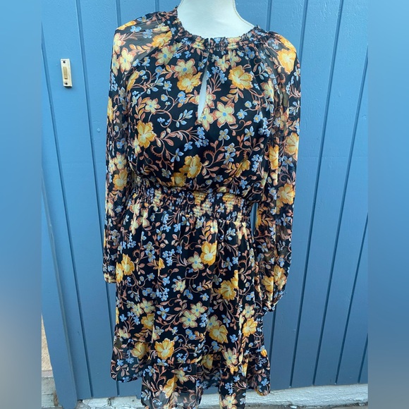 Old Navy Black and Yellow Floral Long Sleeve Dress - Picture 3 of 6